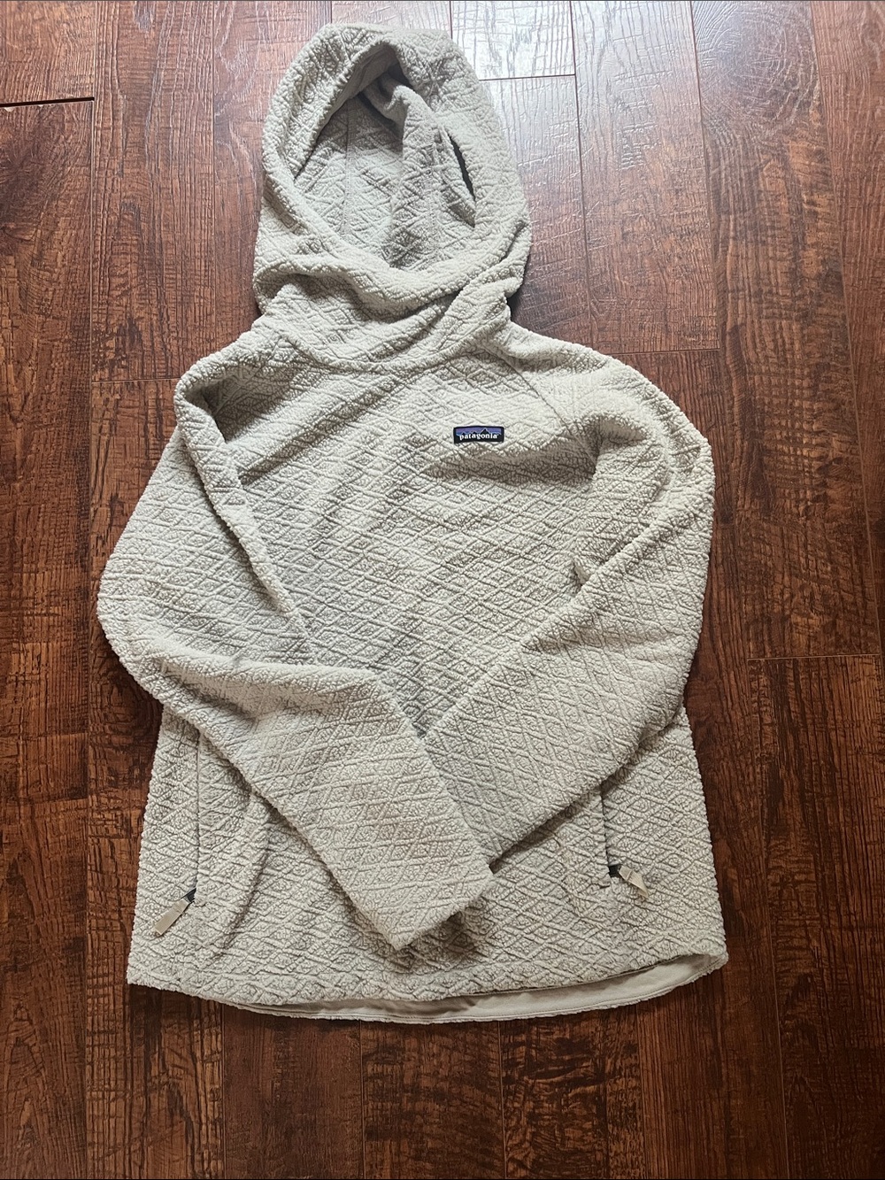Patagonia Light Cream Quilted Hooded Fleece Pullover
